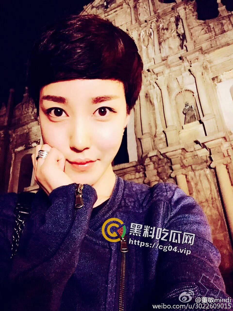 抖音百万粉丝博主【董娃娃】开盒 美腿丝袜真的顶 铁打的短发万年不变-3