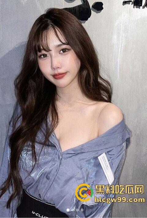 台湾高颜值台妹【夏天禧】Ins旅游博主勾搭三个月终被富哥拿下，开房视频流出，主动脱衣骑上去磨得贼骚！-5